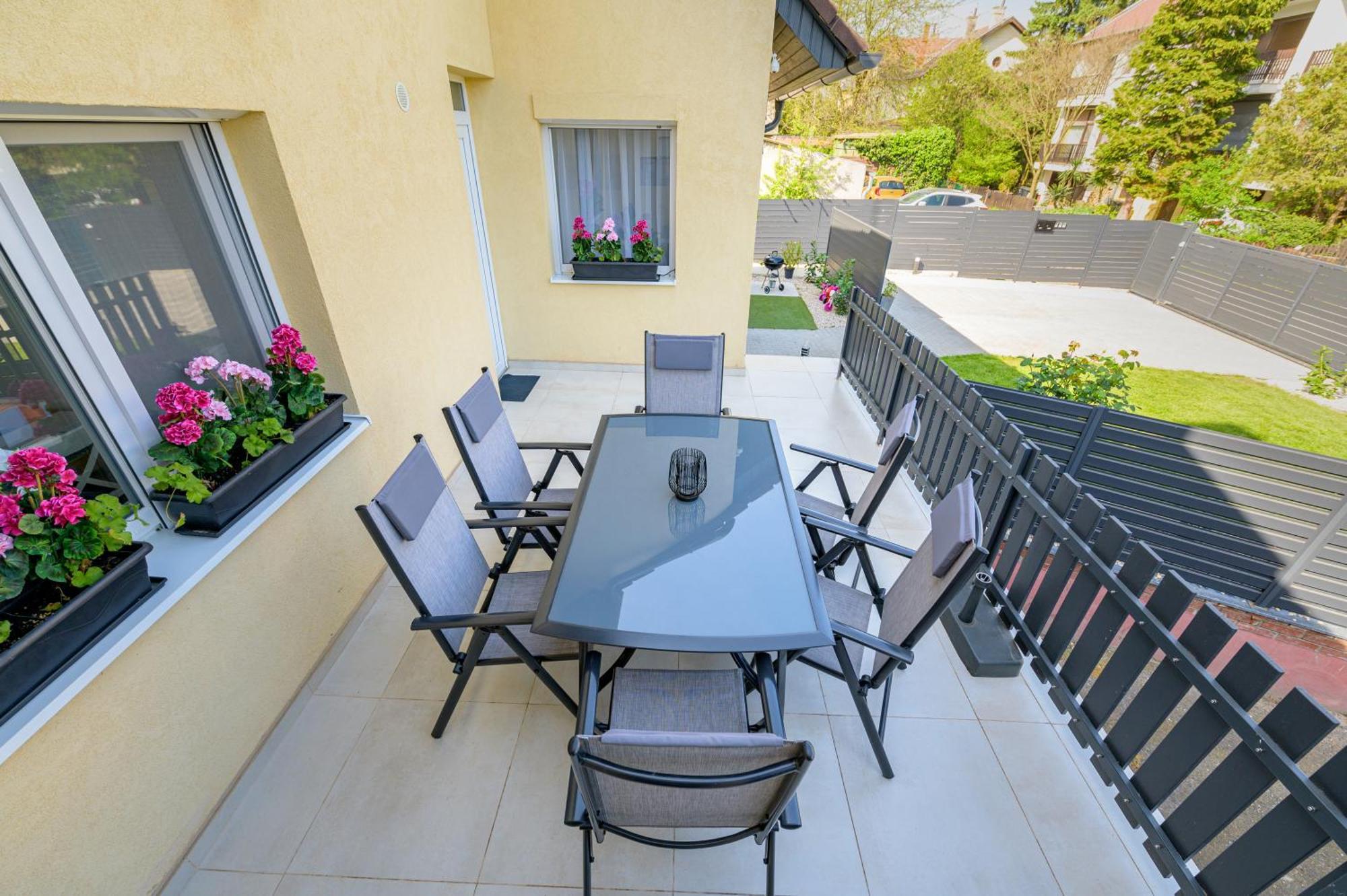 Eternity Apartmanhaz Keszthely Exterior foto
